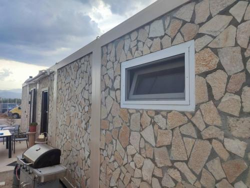 IMG-5c033dafc33ea76cc9fa79ac5111f4f6-V